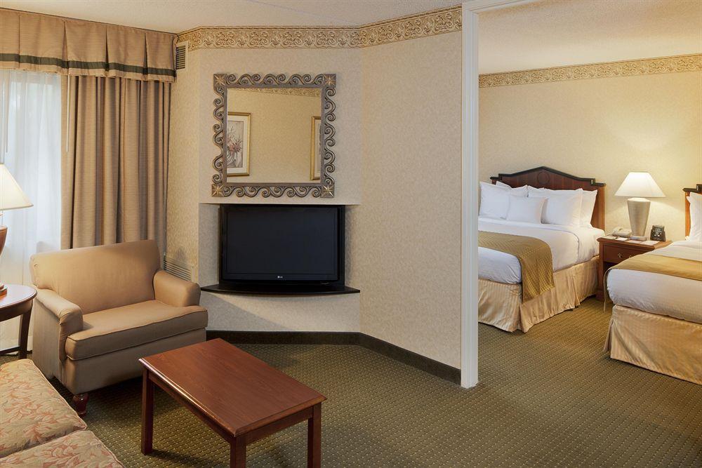 Doubletree Suites By Hilton Hotel Cincinnati - Blue Ash Sharonville Camera foto