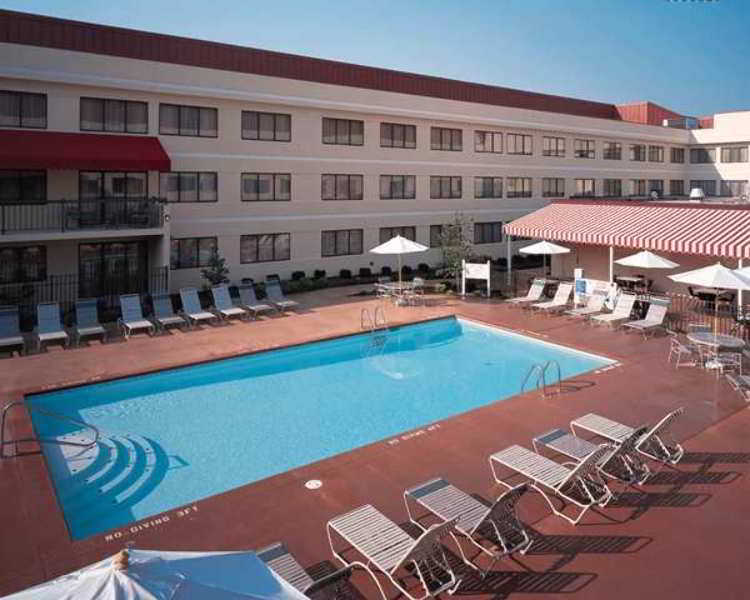 Doubletree Suites By Hilton Hotel Cincinnati - Blue Ash Sharonville Esterno foto